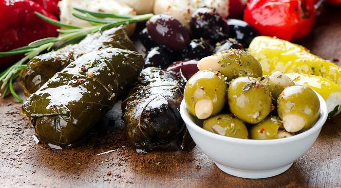 Griechische Vorspeisen/Meze mit Olivenöl | Taste of Koroni