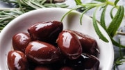 Schwarze Kalamata Oliven gesund