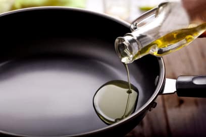 Olivenöl zum braten, mit Olivenöl kochen